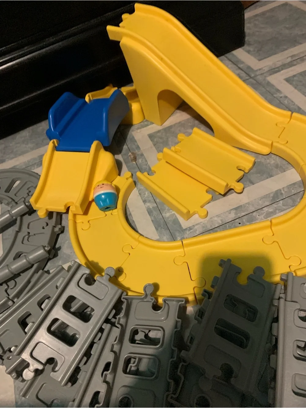 Vintage 1985 Little Tikes Creative Railway Roadway Station Tracks Incomplete